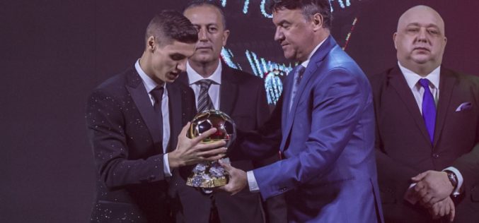 Кирил Десподов е „Футболист №1“ на България! (ВИДЕО)