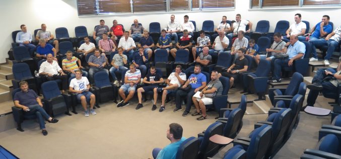 Запознаха софийските отбори от Четвърта лига с електронното първенство и промените в правилата (ВИДЕО)