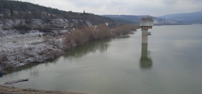 Успешно приключиха ремонтните дейности на язовир „Огняново“