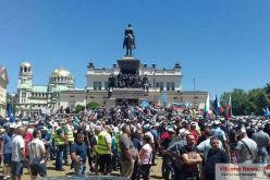 В понеделник 7 протеста блокират София ВИДЕО